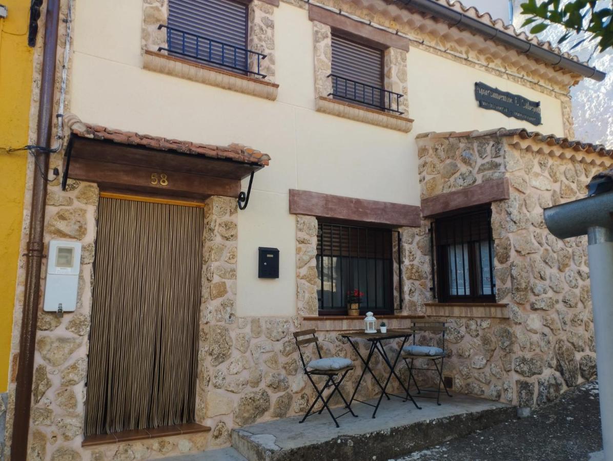 Apartamentos El Callejon Riópar Exteriör bild